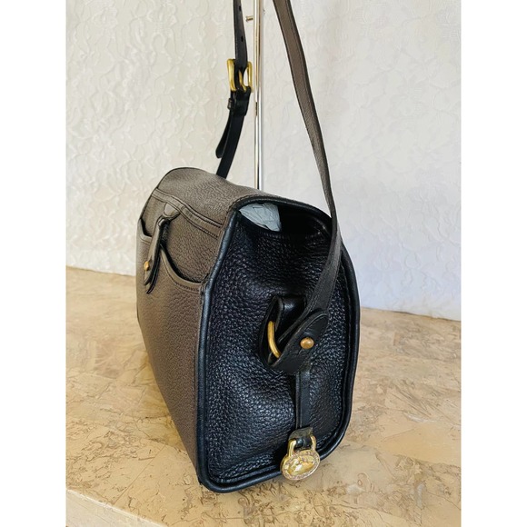 Vtg Dooney and Bourke large Essex blackpebble crossbody, shoulder bag style R65 - Picture 5 of 10